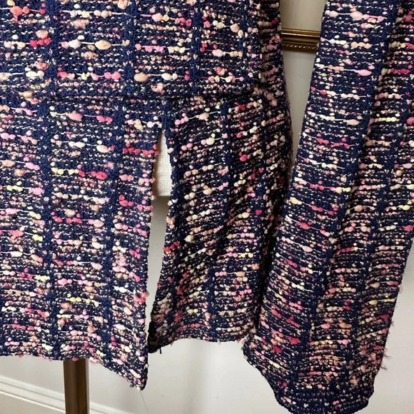 St. John Blue and Pink Tweed Blazer - Picture 5 of 13